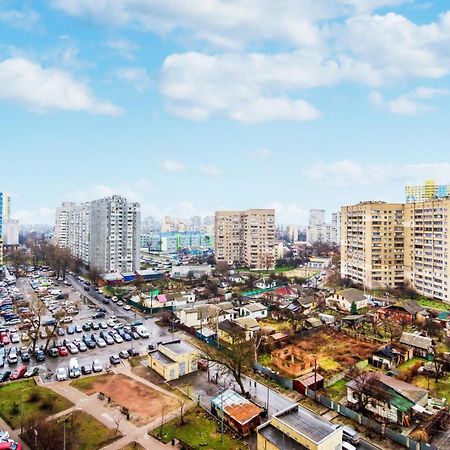 Квартира В Мега Сити Kiev Luaran gambar