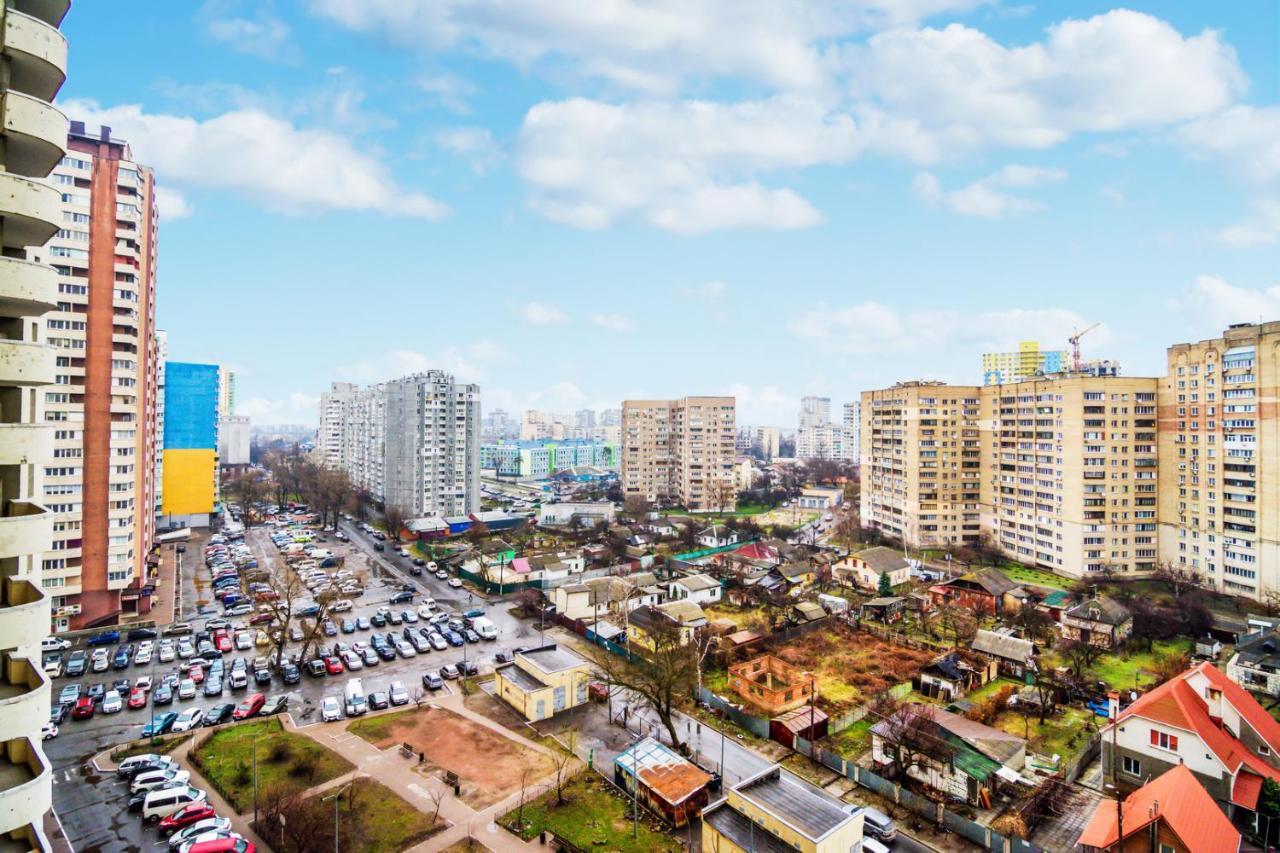 Квартира В Мега Сити Kiev Luaran gambar