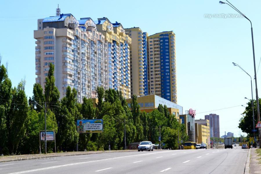 Квартира В Мега Сити Kiev Luaran gambar